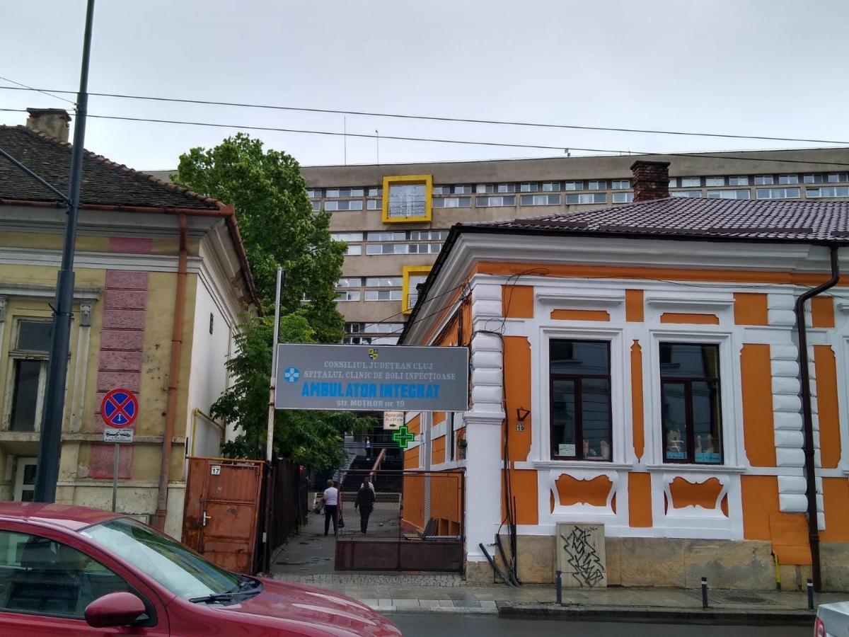 Appartamento Garsoniera In Centru Cluj-Napoca Esterno foto