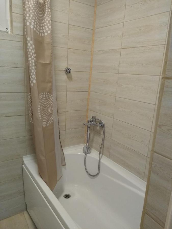 Appartamento Garsoniera In Centru Cluj-Napoca Esterno foto